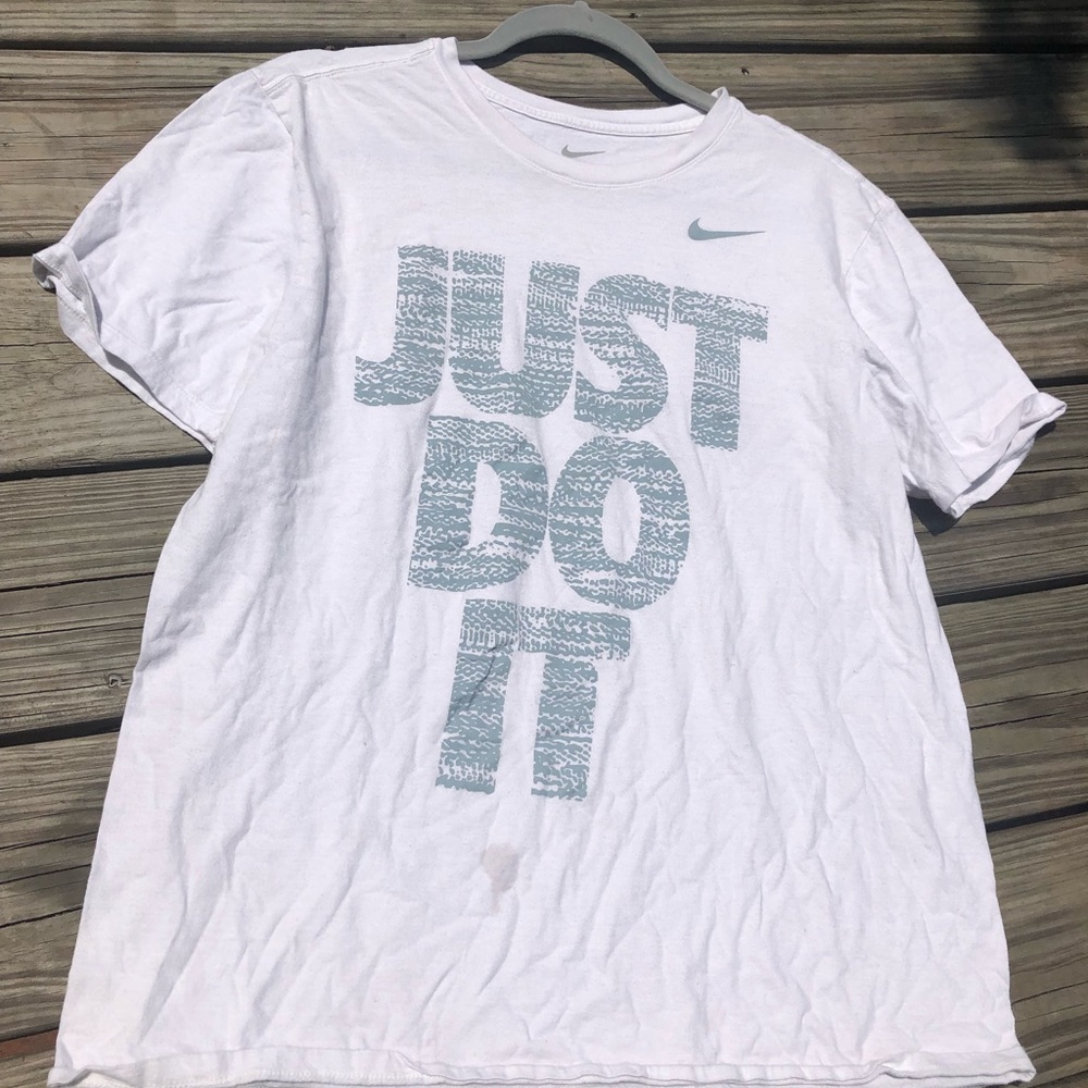 nike top